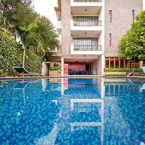 Meltonia Luxury Suites